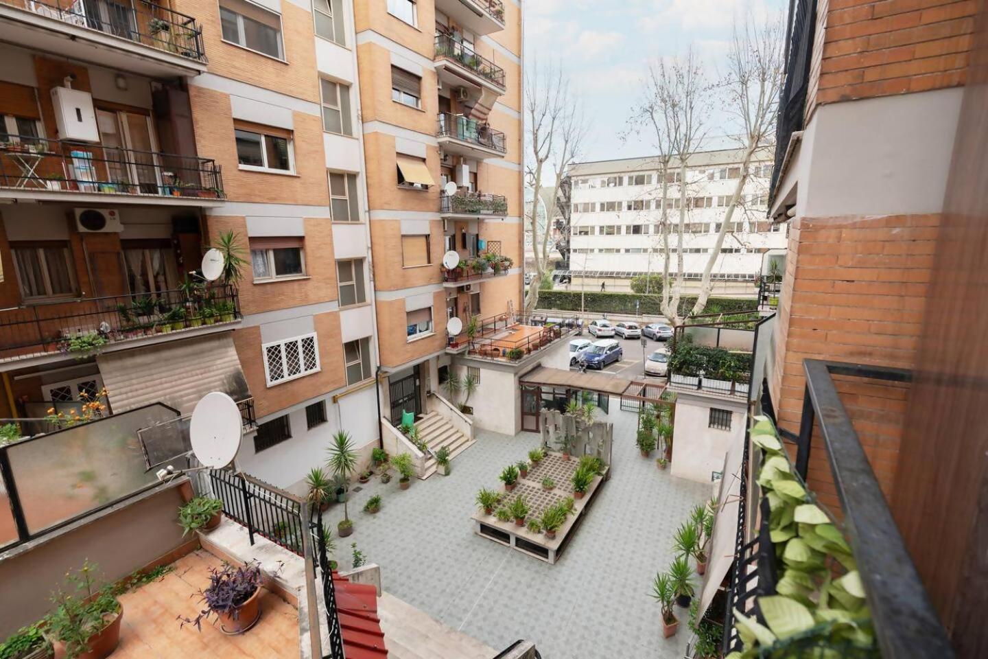 Garbatella Moderno Relax E Comfort Roma